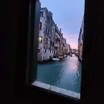 Zen Canal View * Venedig