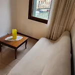 Zen Canal View 招待所