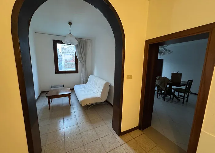 Zen , Canal View Konukevi *