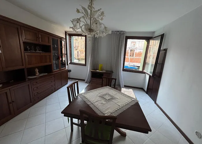 Zen , Canal View * Venedik